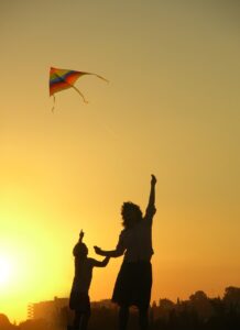 kite, play, family, happy, childhood, kid, sky, happy mothers day, flying, playful, together, summer, child, parent, woman, mother, happiness, activity, game, fun, outdoors, nature, sunset, silhouette, mom, mum